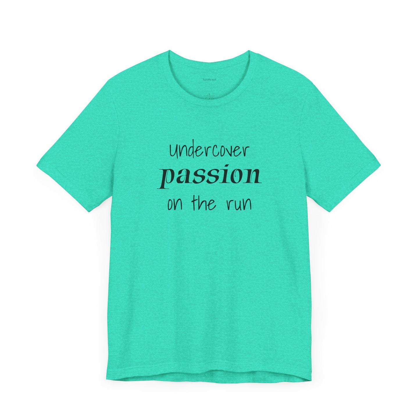 Undercover passion on the run - Unisex Jersey Short Sleeve Tee