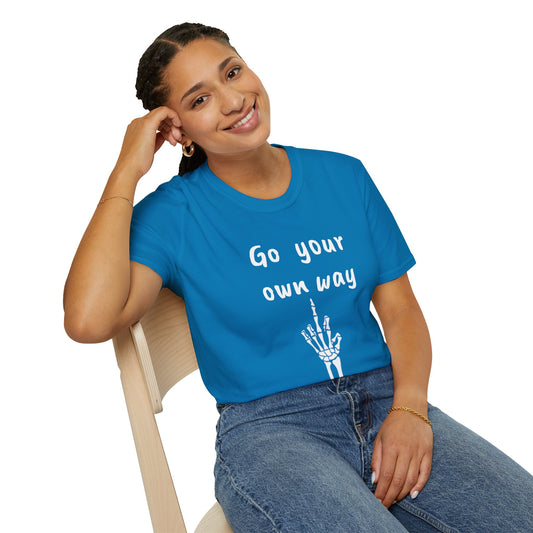 Go your own way - Unisex Softstyle T-Shirt 100% Cotton Graphic