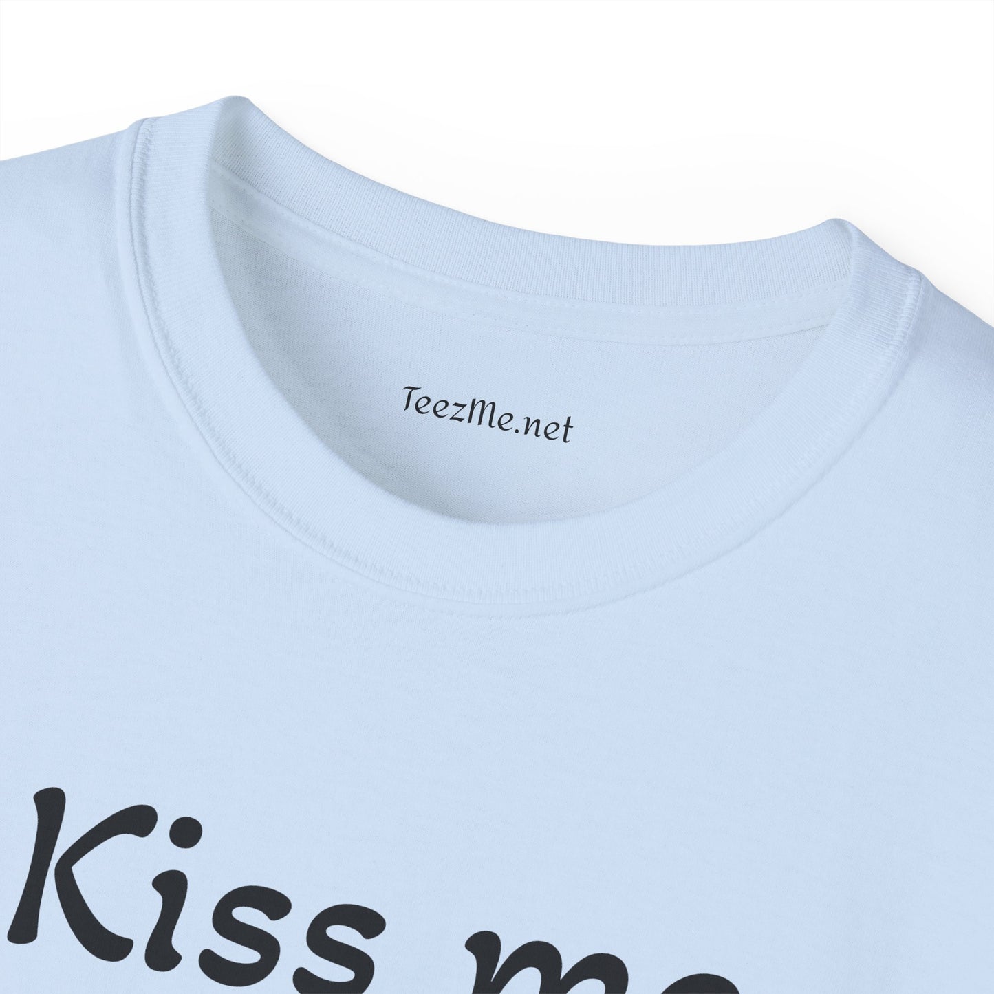 Kiss me deadly - Unisex Ultra Cotton Tee