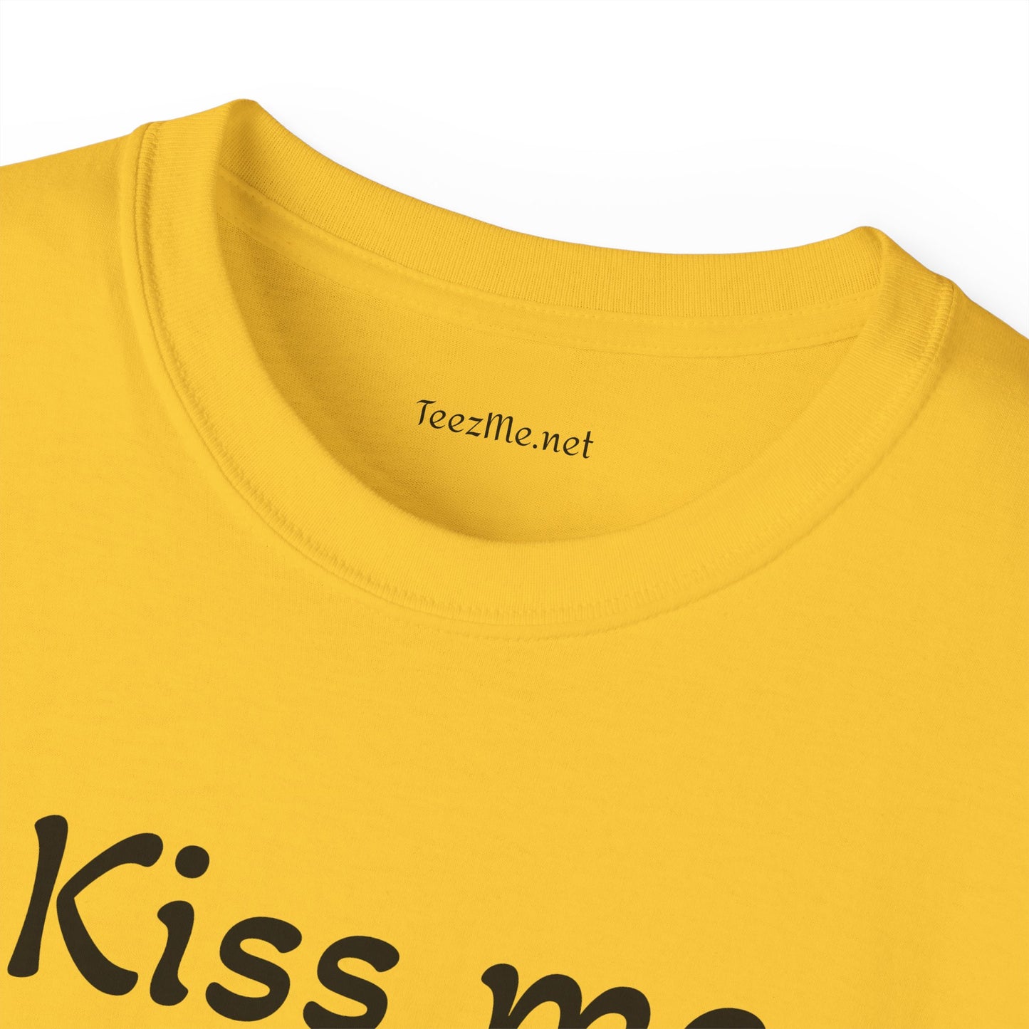 Kiss me deadly - Unisex Ultra Cotton Tee