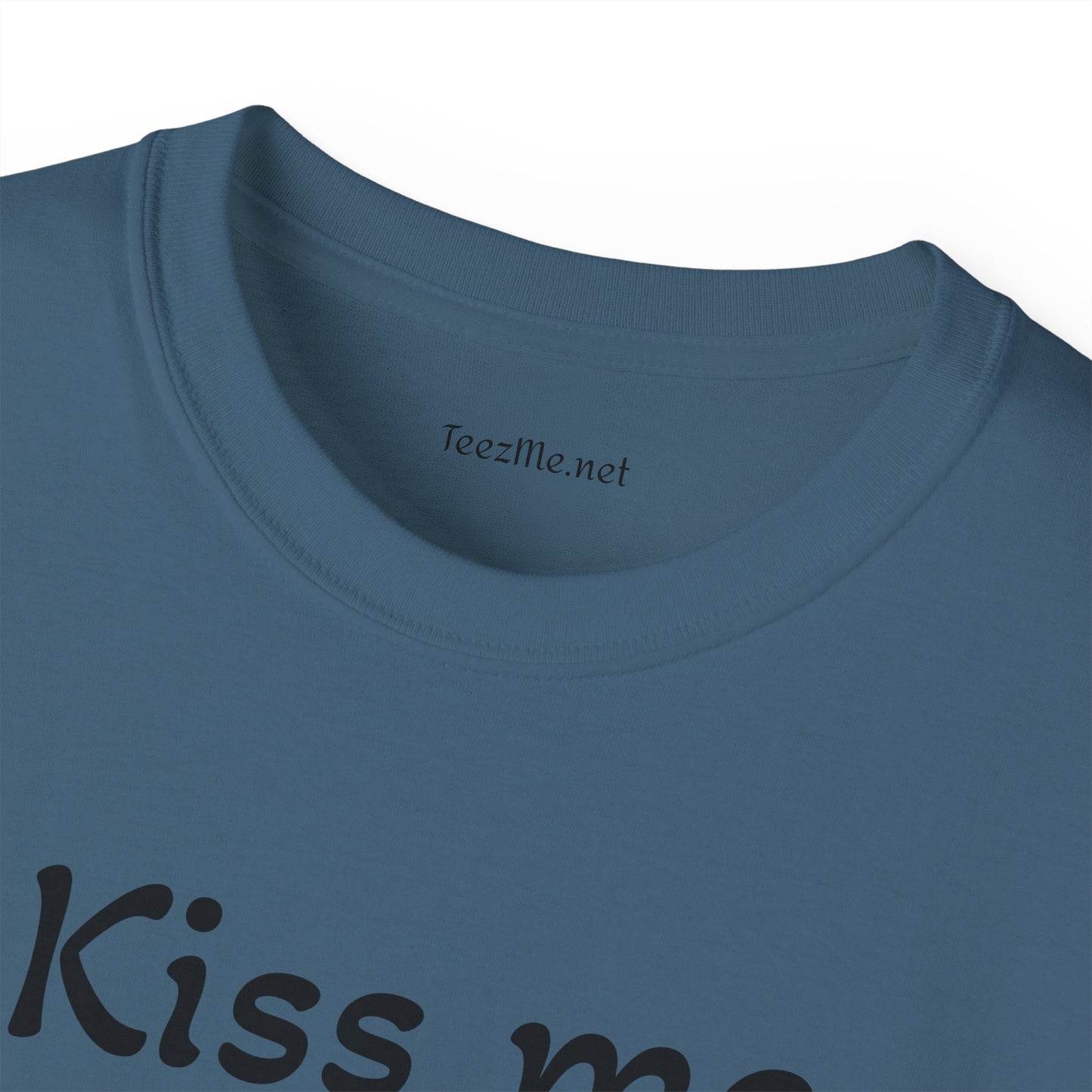 Kiss me deadly - Unisex Ultra Cotton Tee