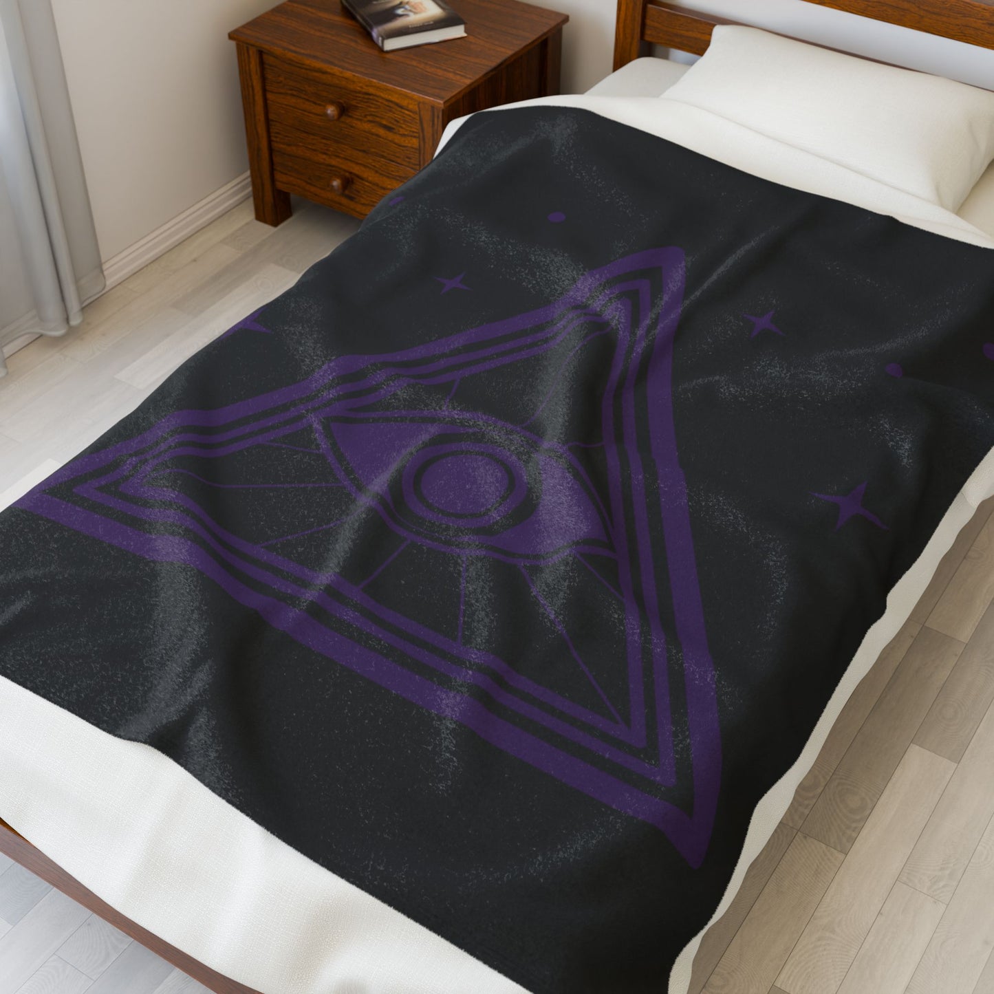 Protective Eye Velveteen Plush Blanket