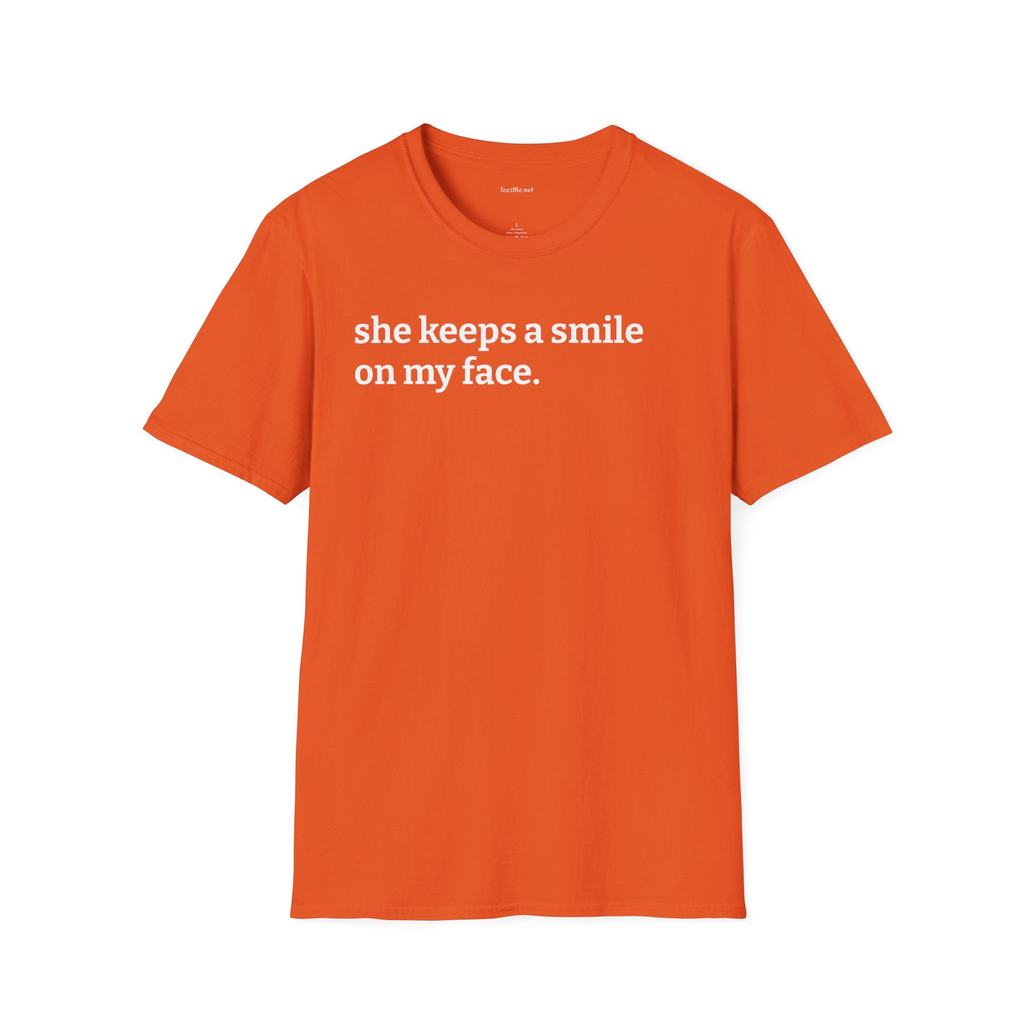 She Keeps a Smile On My Face T‑Shirt