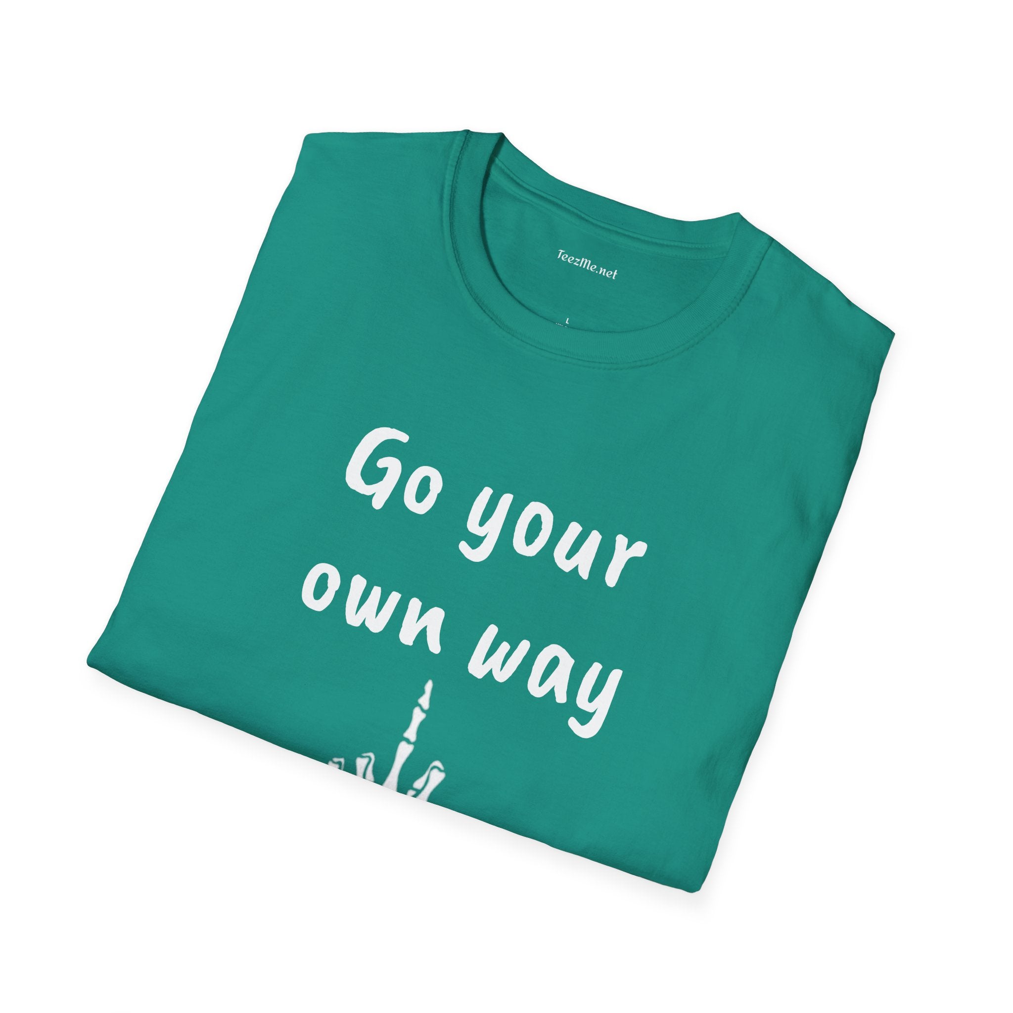 Go your own way - Unisex Softstyle T-Shirt 100% Cotton Graphic