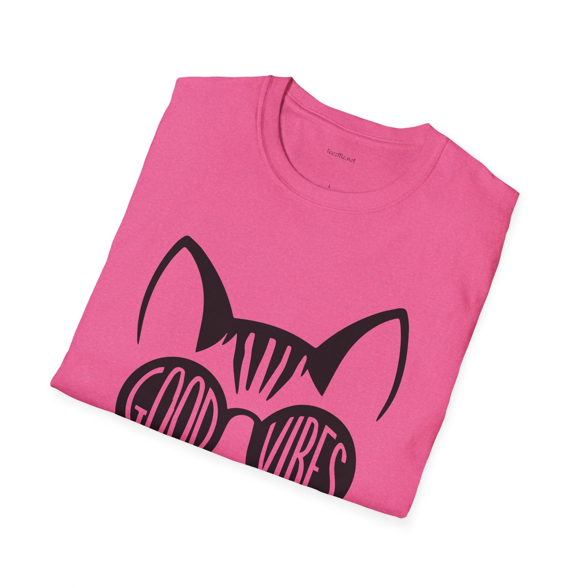 Good Vibes Cat Glasses 01 Unisex Softstyle T-Shirt 100% Cotton Graphic