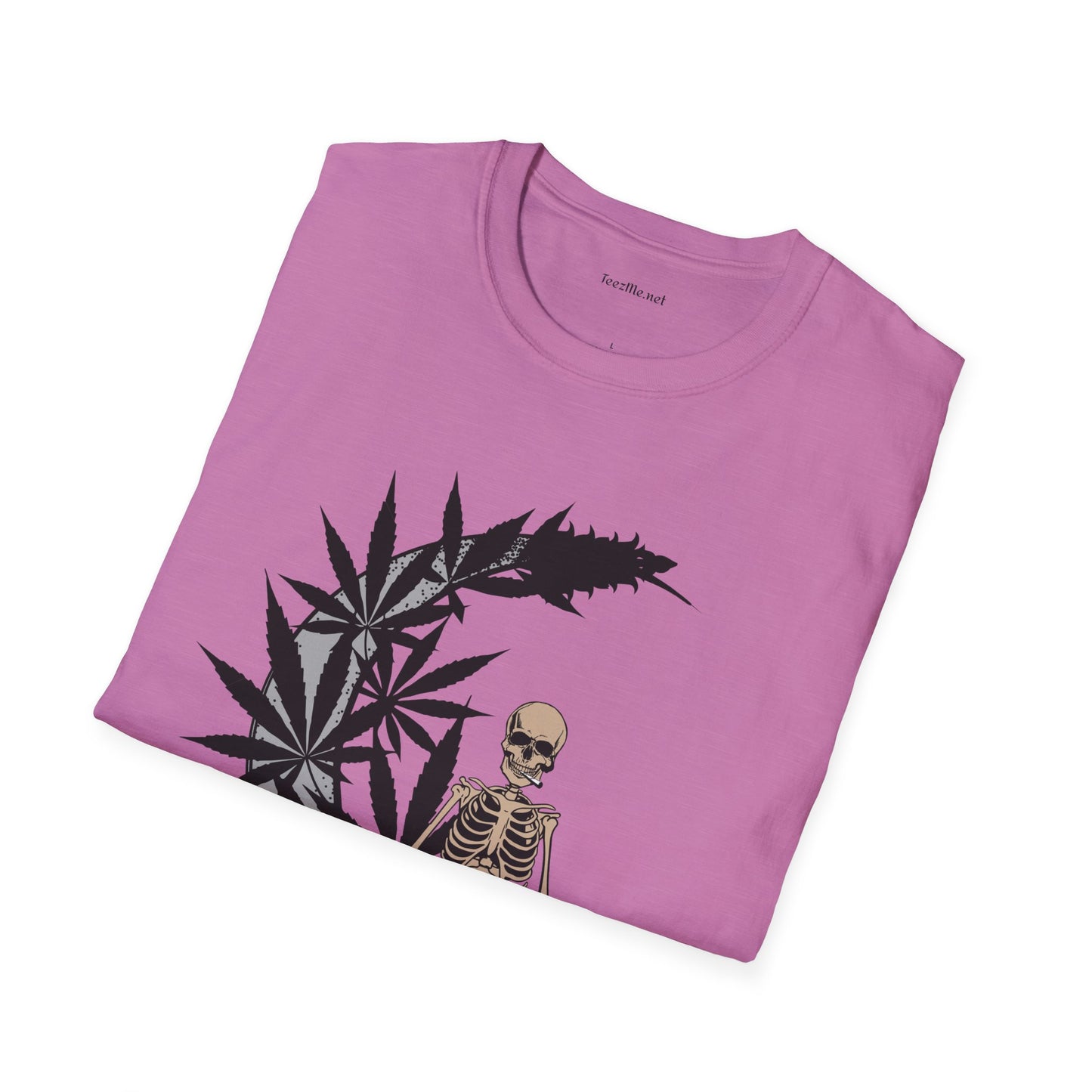 Smoking Skeleton - Unisex Softstyle T-Shirt 100% Cotton Graphic