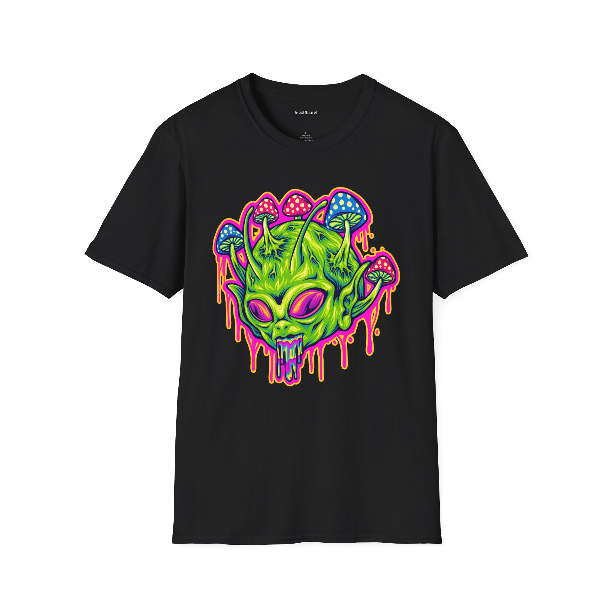 Trippy Alien Unisex Softstyle T-Shirt 100% Cotton Graphic