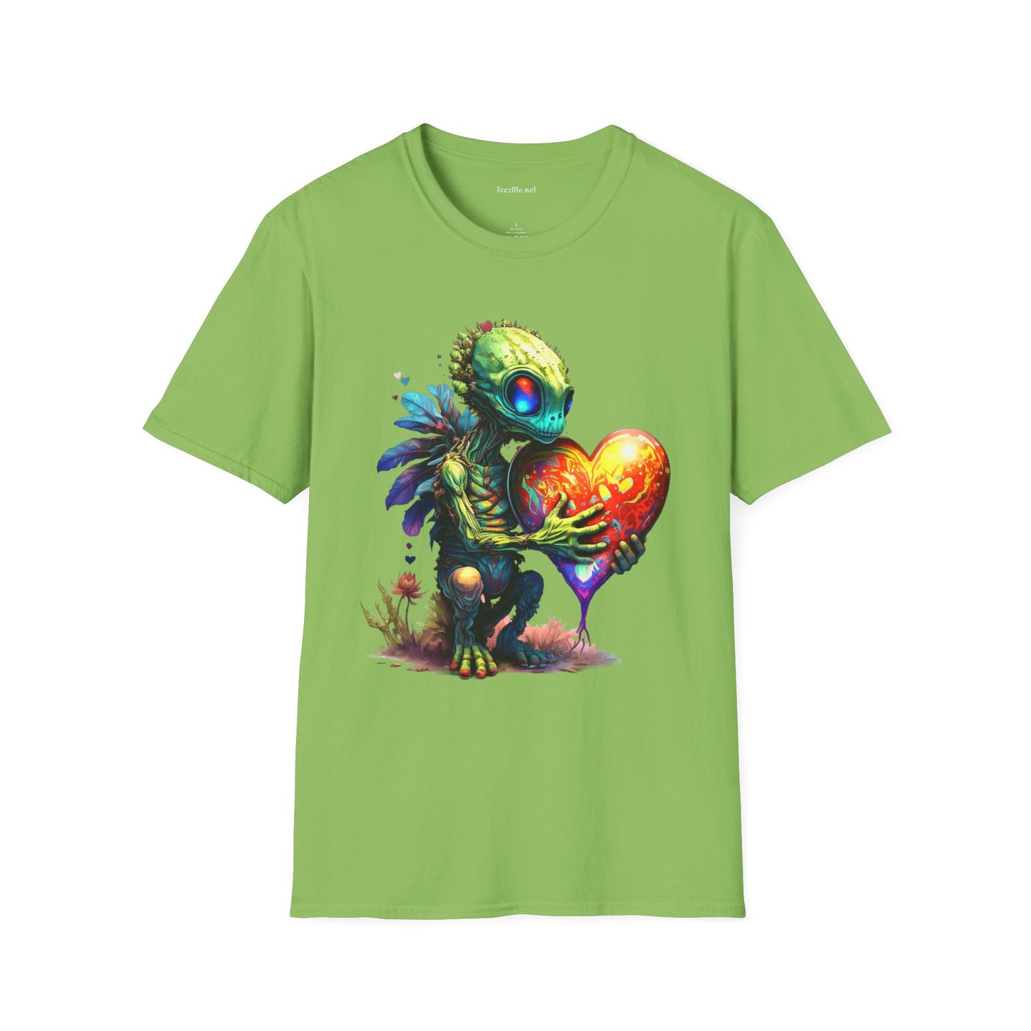 Alien Holding A Heart Unisex Softstyle T-Shirt 100% Cotton Graphic