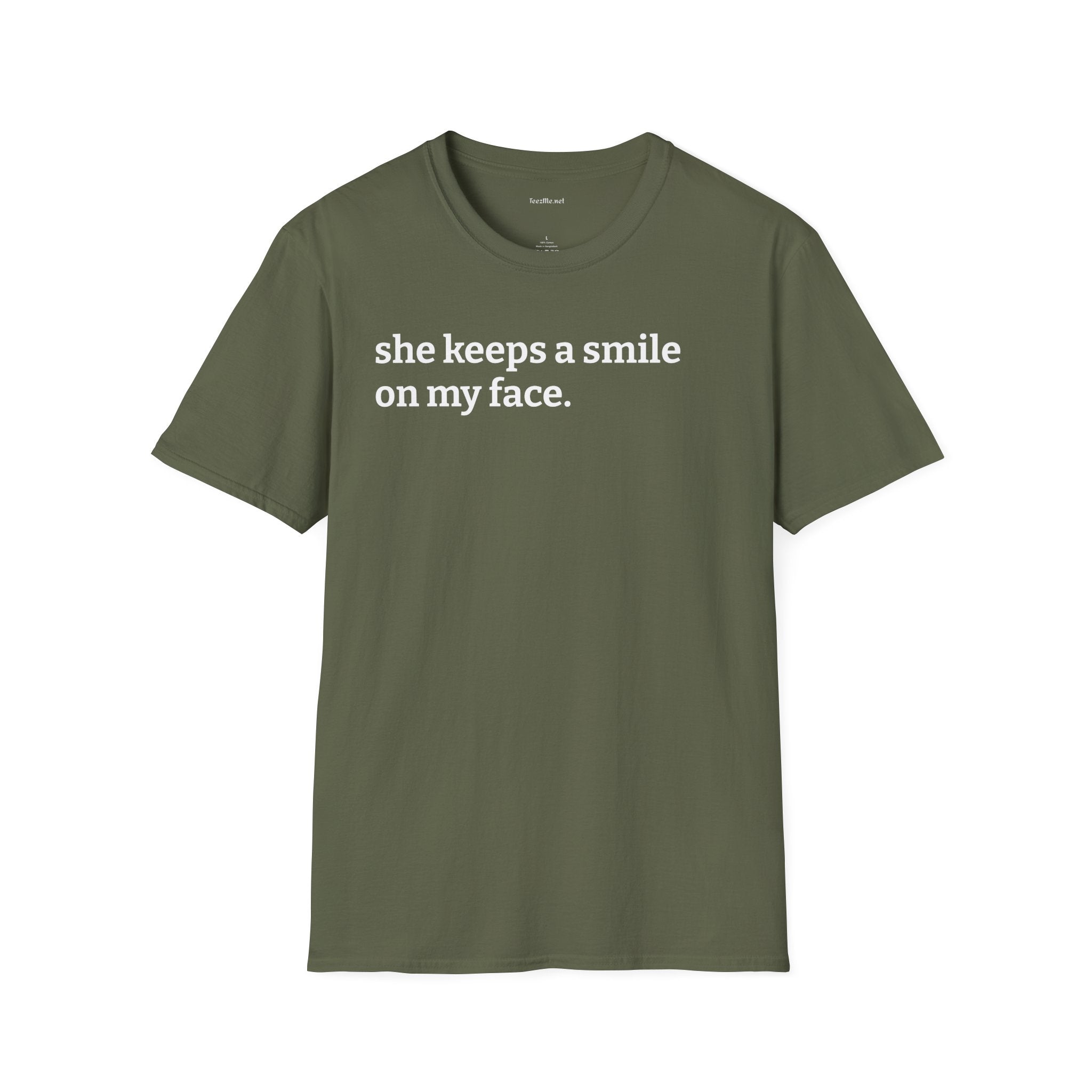 She Keeps a Smile On My Face T‑Shirt
