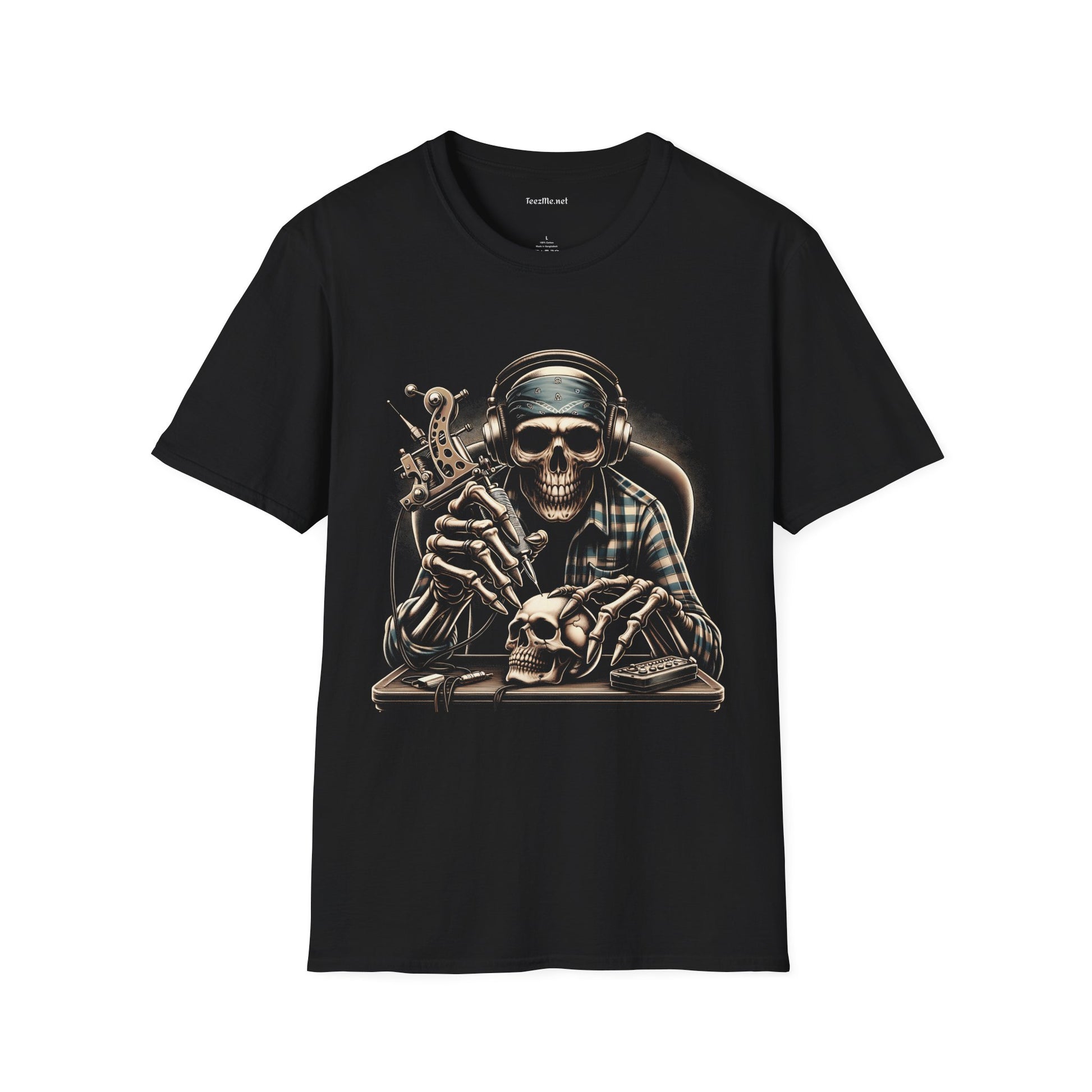 Skull Tattoo Artist 01 Unisex Soft Style T-Shirt 100% Cotton Graphic