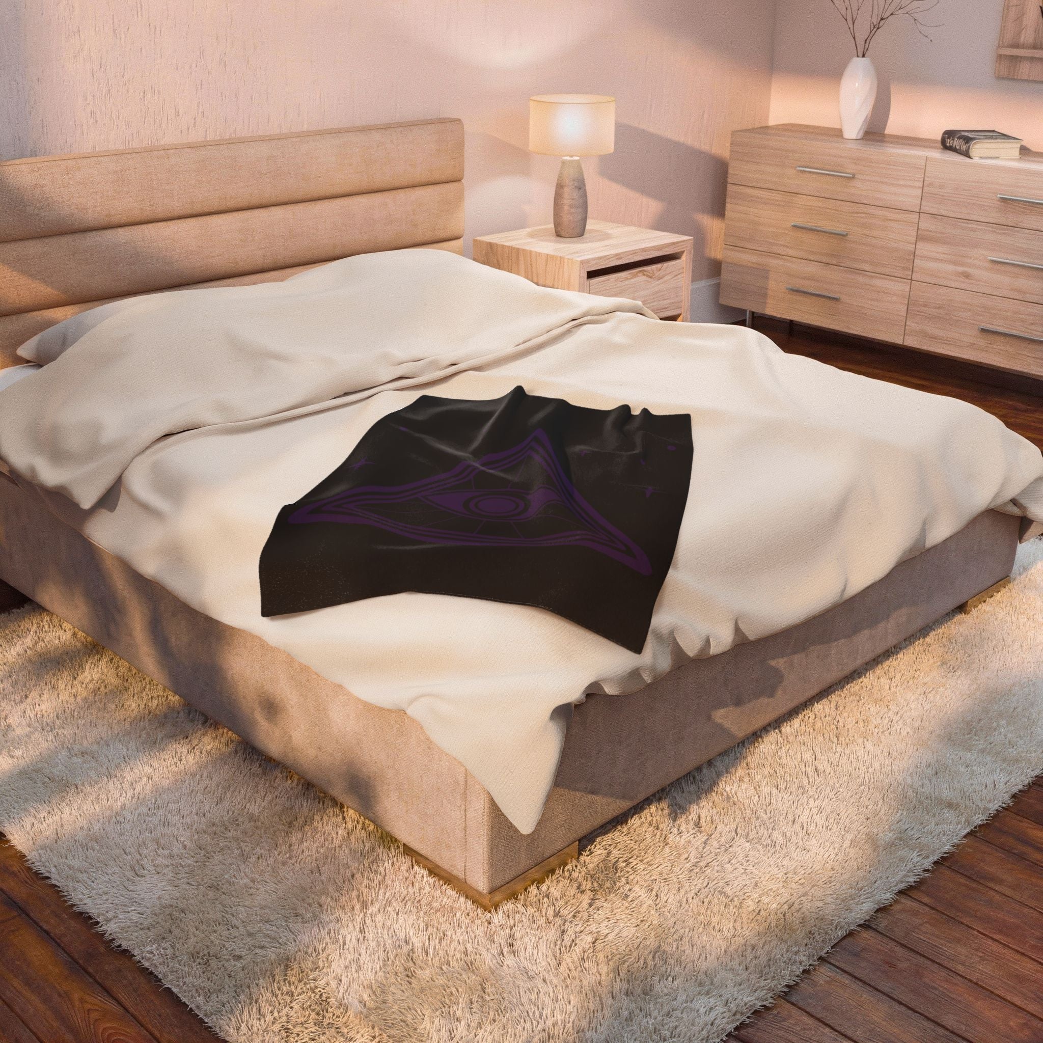 Protective Eye Velveteen Plush Blanket