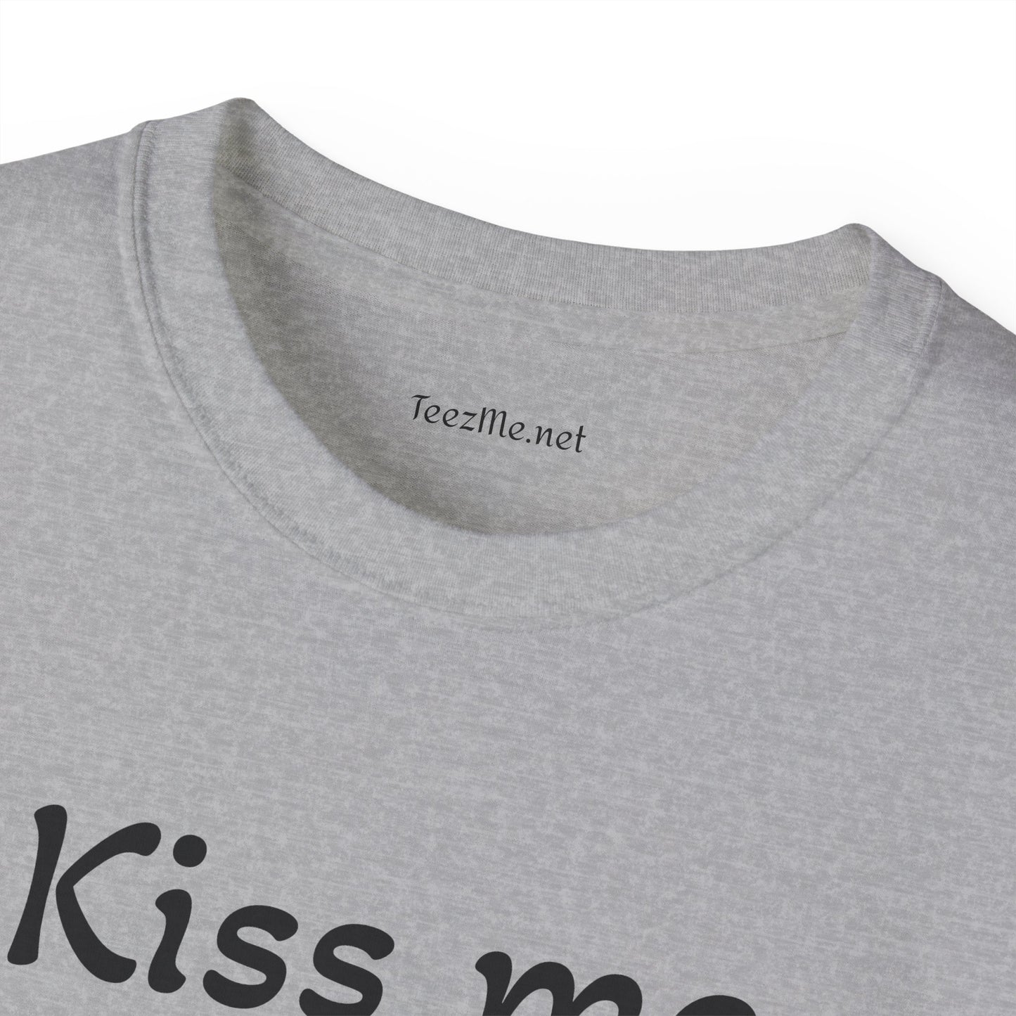Kiss me deadly - Unisex Ultra Cotton Tee