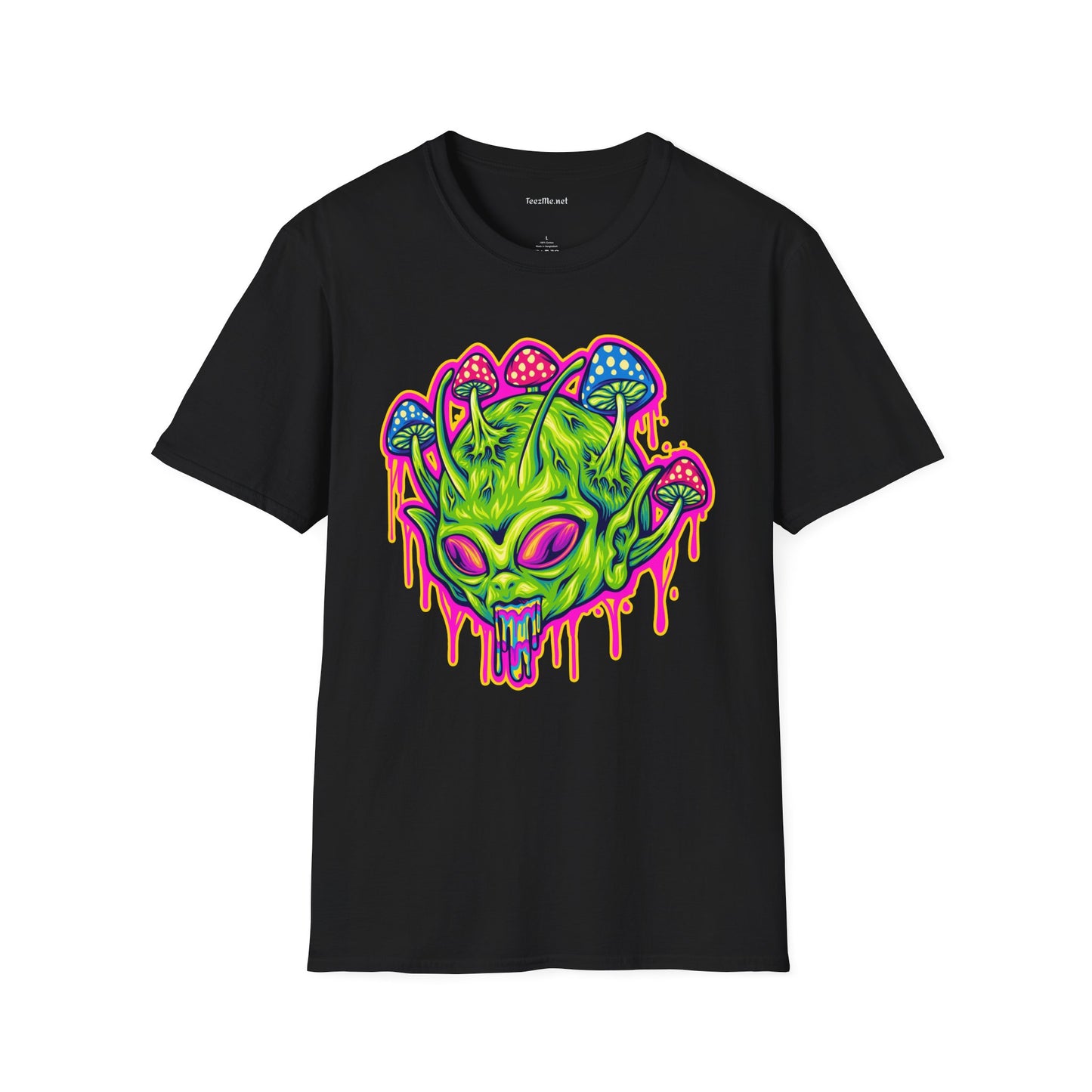 Trippy Alien Unisex Softstyle T-Shirt 100% Cotton Graphic