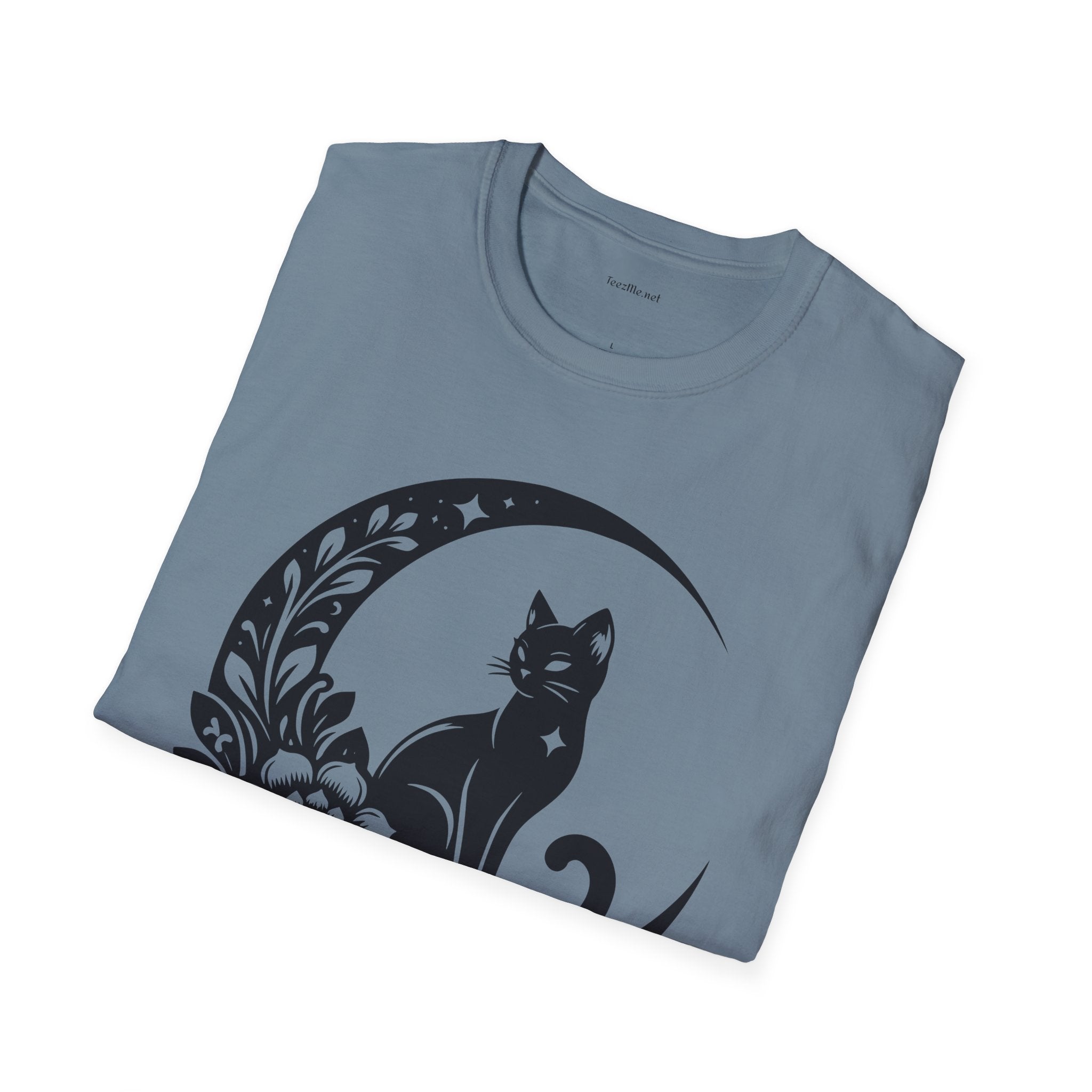 Crescent Moon Star Cat - Unisex Softstyle T-Shirt 100% Cotton Graphic