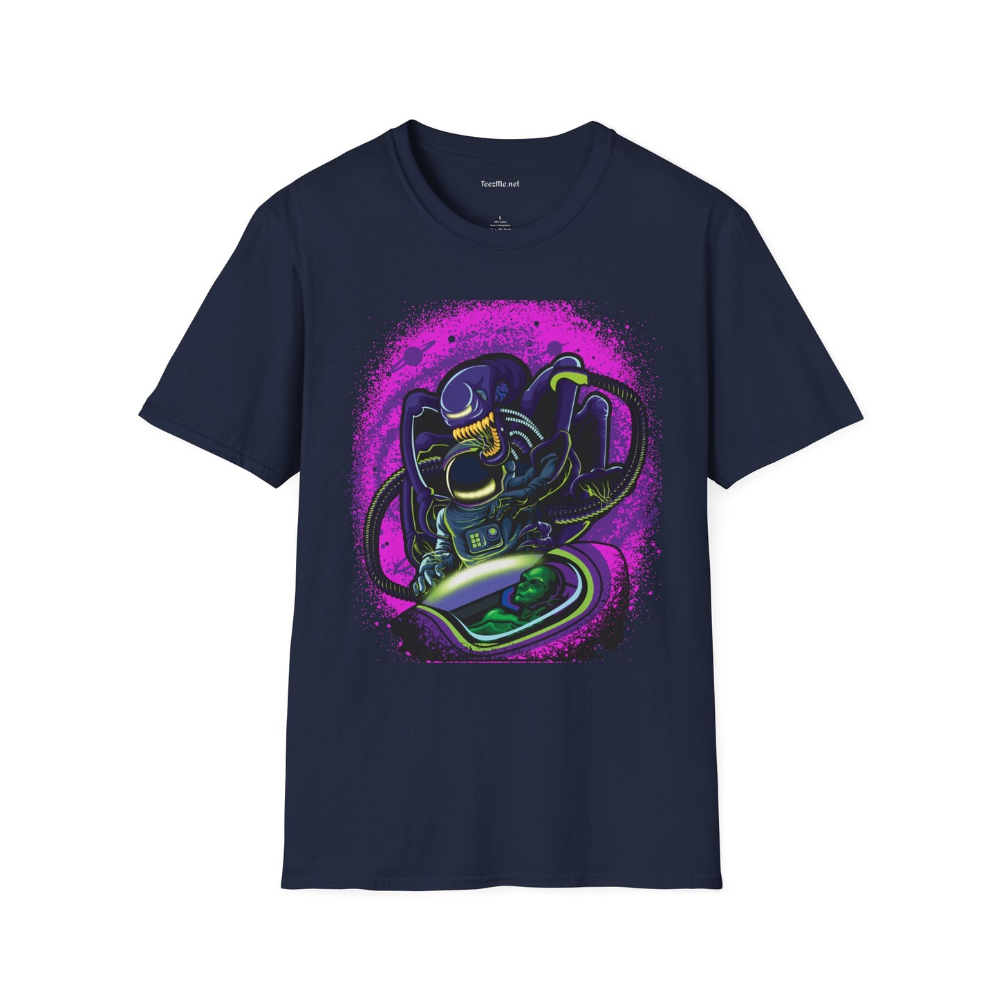 Astronaut saves Alien Unisex Softstyle T-Shirt 100% Cotton Graphic
